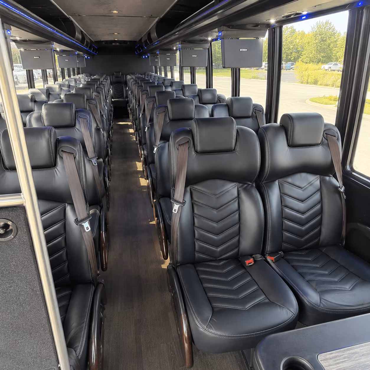 can i book a one way a round trip or a multi day package for a bus rental in st clair shores