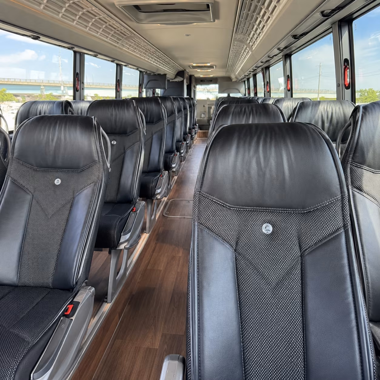 charter buses for st clair shores arts and cultural field trips