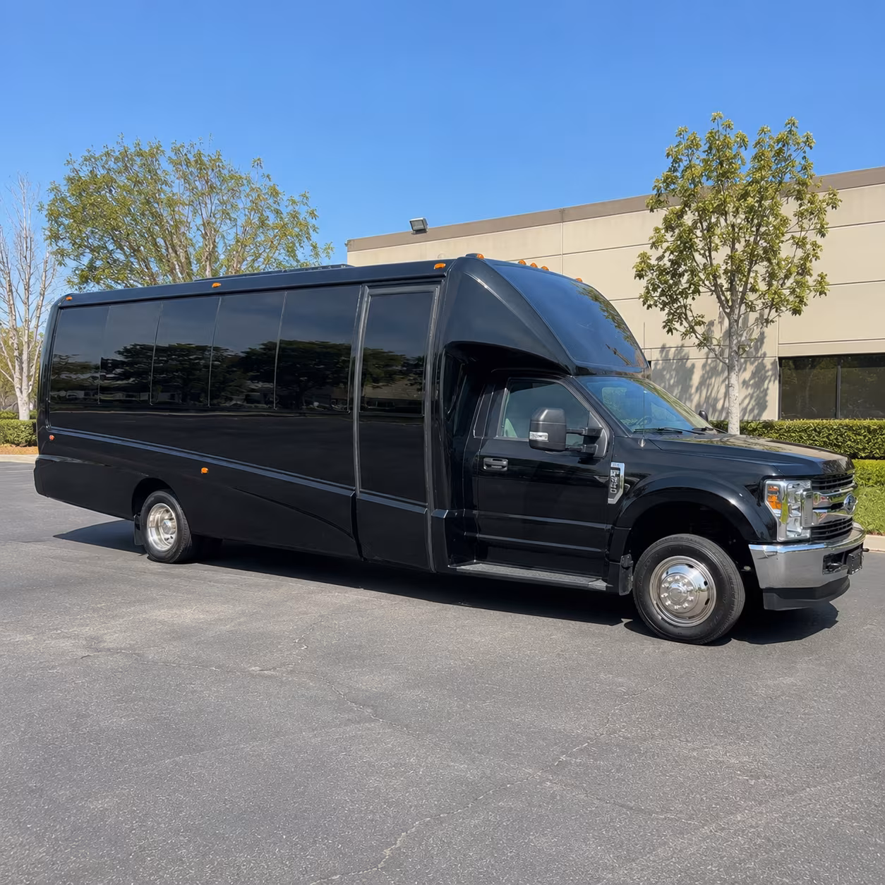 party buses for wine tasting groups departing st clair shores