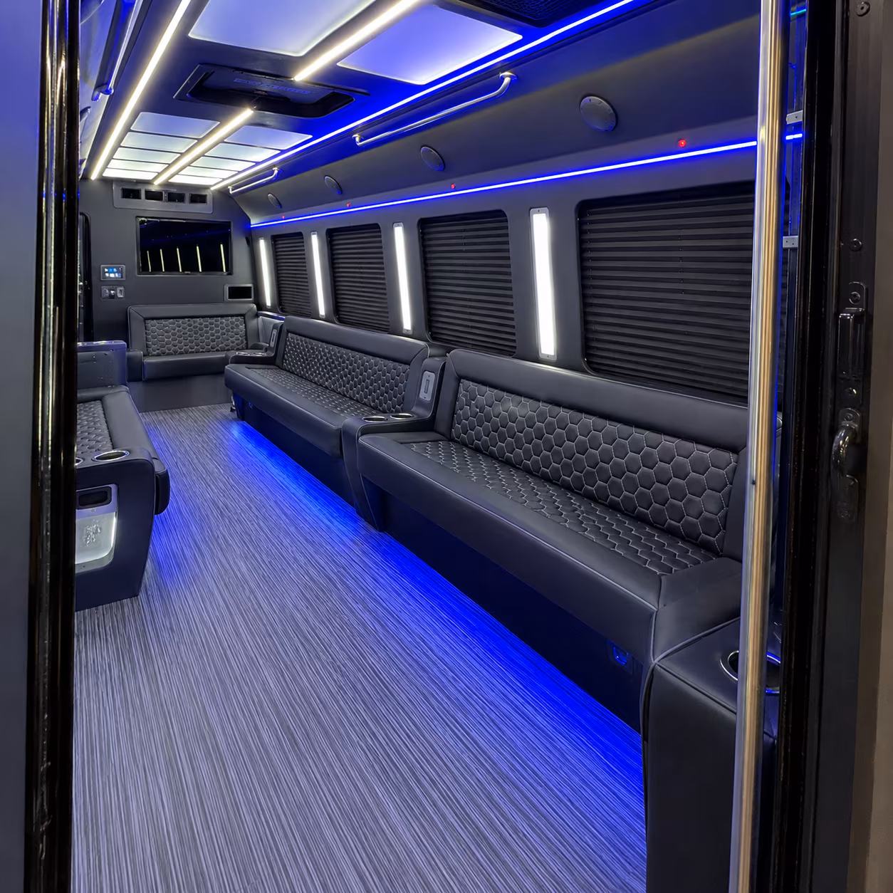 party buses to detroit tigers games at comerica park