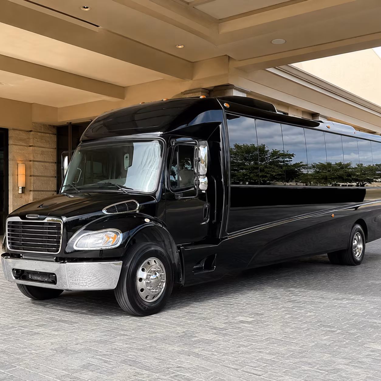st clair shores 30 passenger minibus